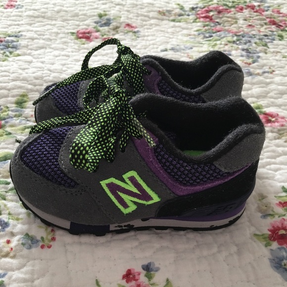 new balance size 5 new balance size 5